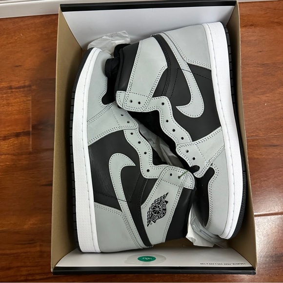 Jordan 1 Retro High Shadow 2.0 Size 11 - Picture 8 of 9